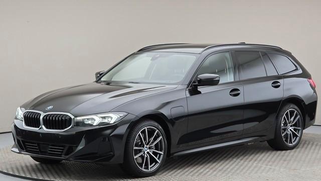 BMW 330 e Touring Automatic, AHK, Komfortzugang