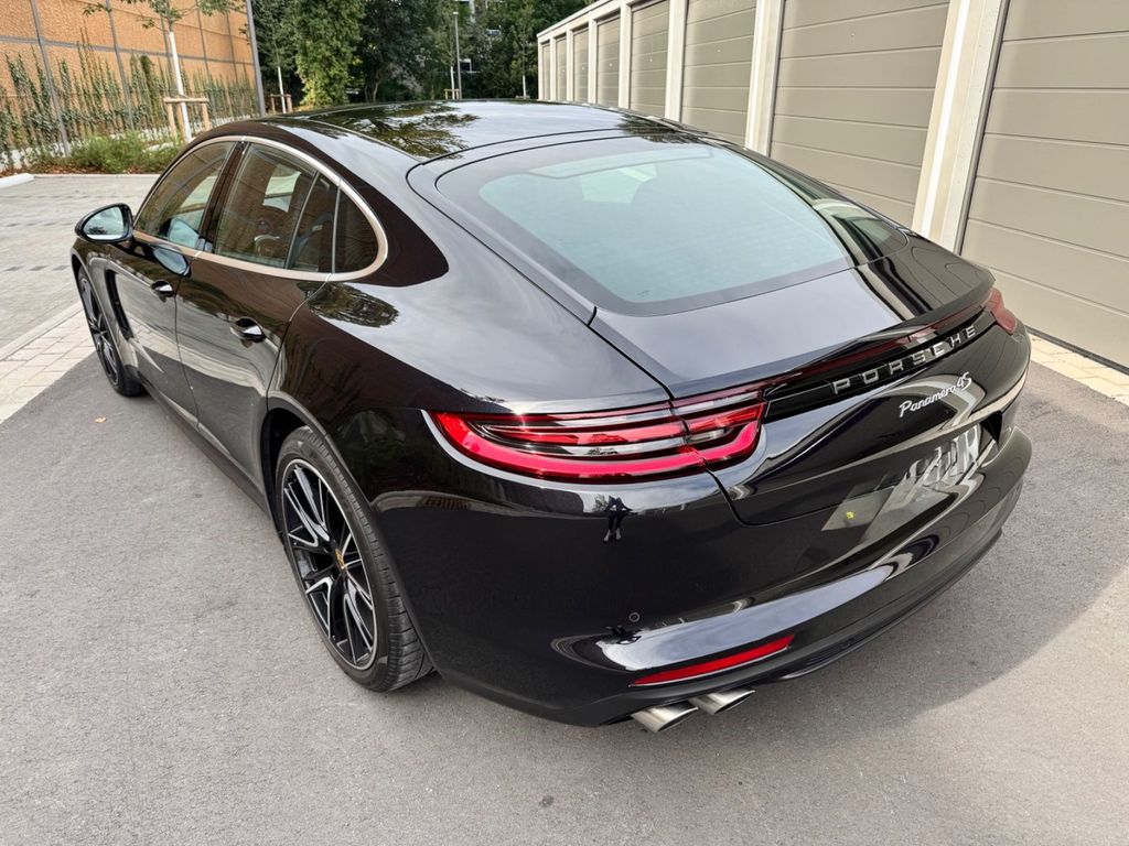 Image of Porsche Panamera