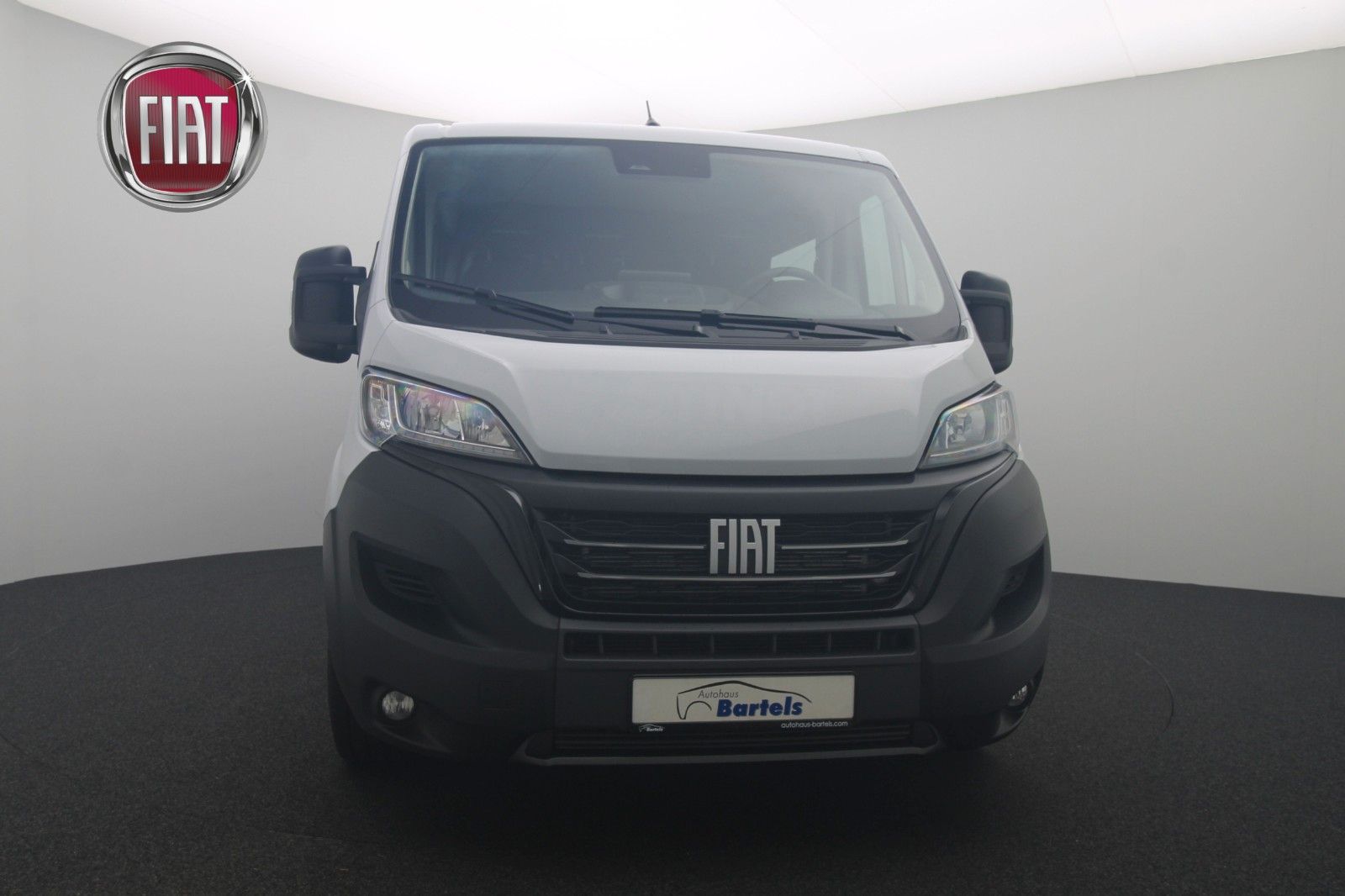 Fahrzeugabbildung Fiat Ducato Serie 8 Multicab 35 L2H1 AT NAVI KAMERA