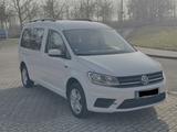 Volkswagen Caddy Maxi 2.0TDI family 7-Sitzer - : Kombi, 7 Sitzer