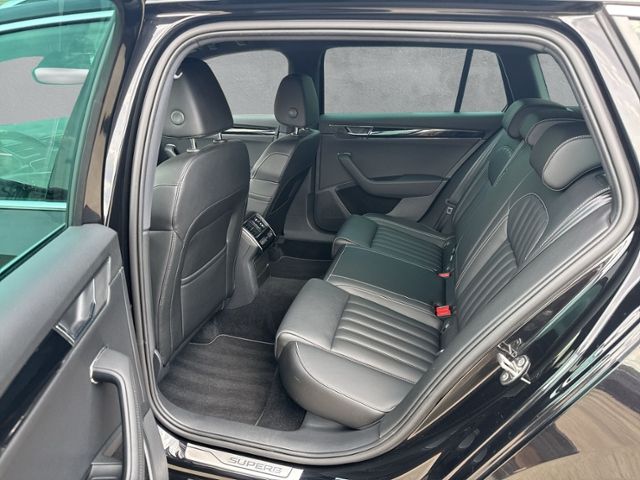 Superb Combi 2.0 TDI DSG L&K LED+NAVI+KAMERA+ACC