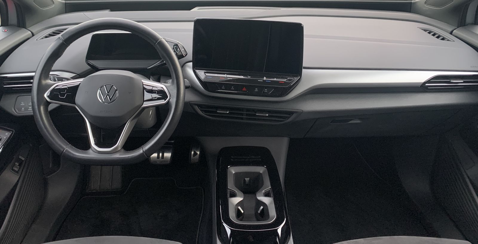 Fahrzeugabbildung Volkswagen ID.4 Pro Performance 150kW*Tech*Pano*LED-Matrix*