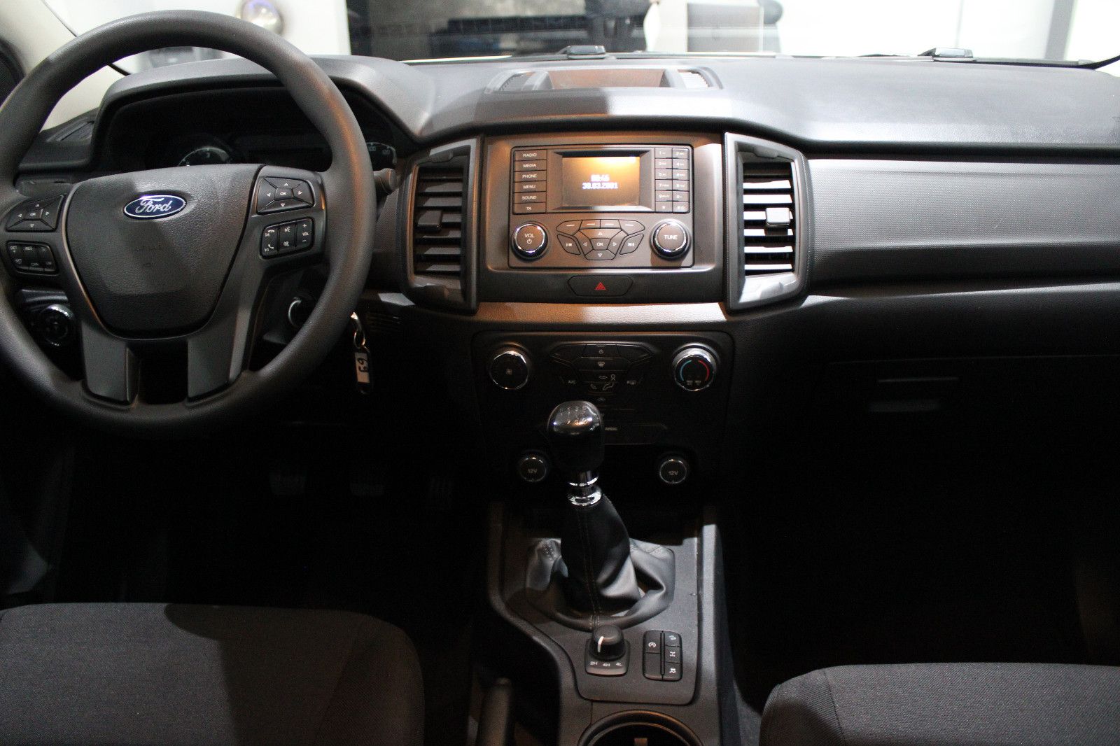 Ford Ranger Extra 2.0 TDCI 4x4 PANTHER DOKA *I.HAND* foto 4