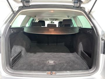 Volkswagen Passat Variant - 7