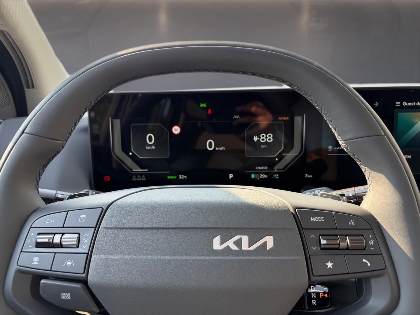 Fahrzeugabbildung Kia EV2 Air 42.2 kWh 5S Winterpaket Wärmepumpe LED A