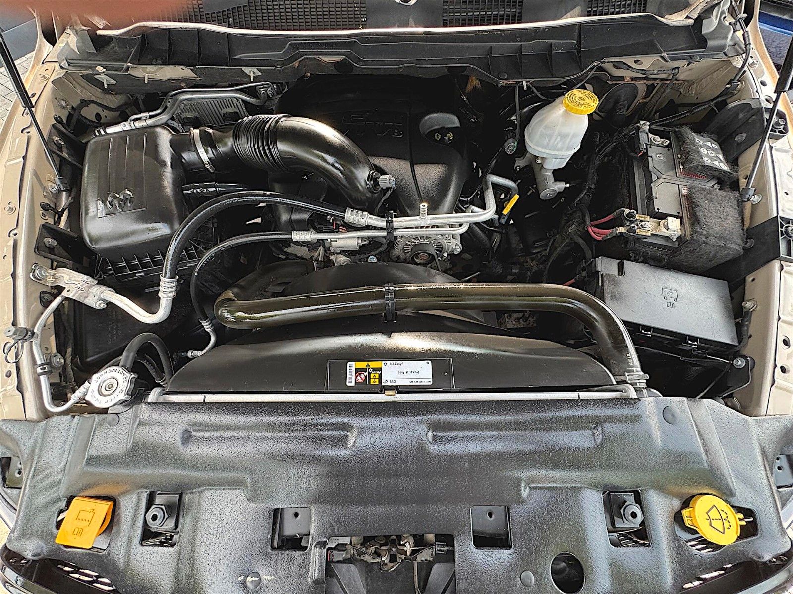 Fahrzeugabbildung Dodge RAM 5.7 V8 HEMI Night PUNISHER 4x4 LONGBED 19%