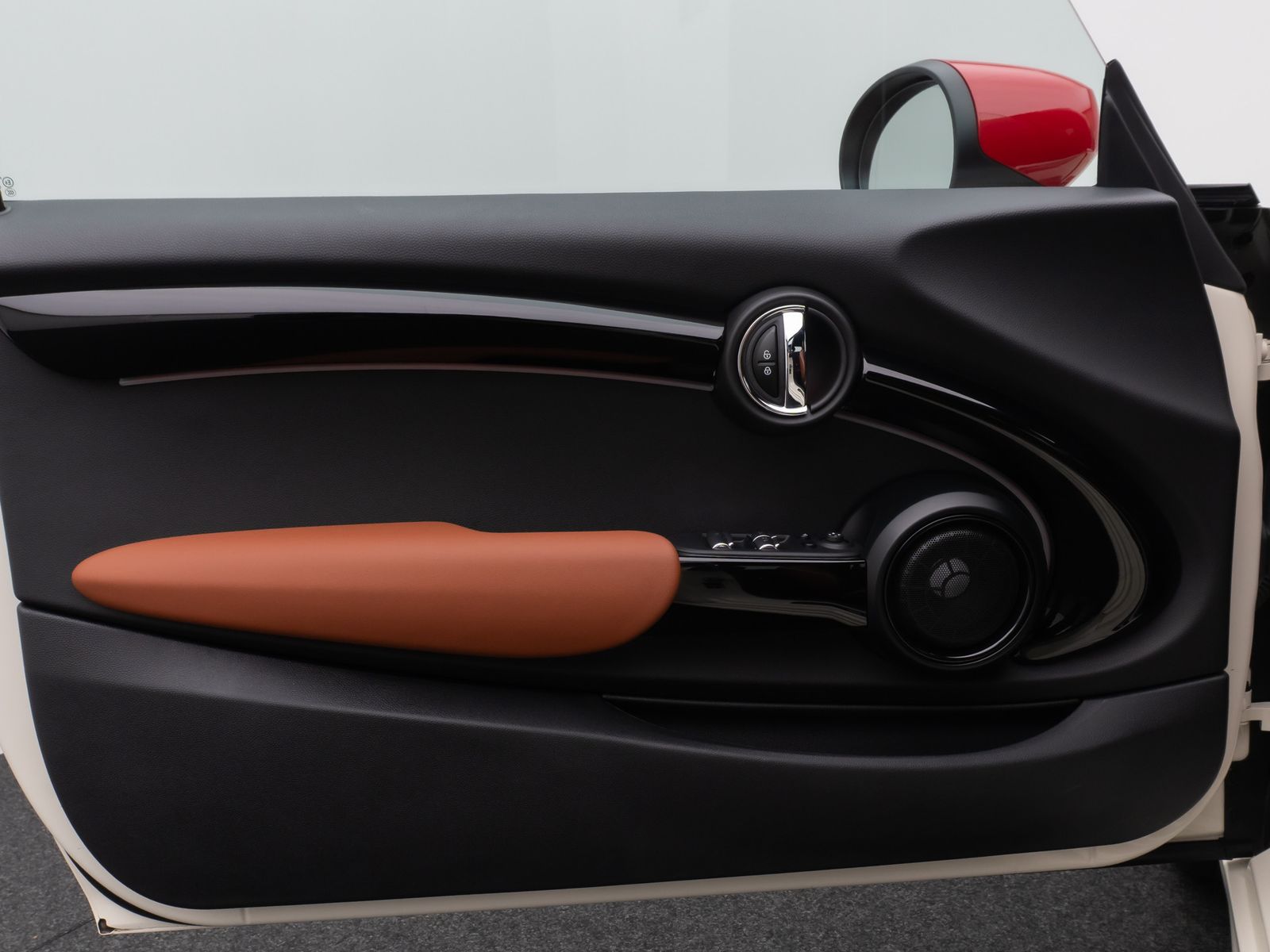 Fahrzeugabbildung MINI John Cooper Works Cabrio Kamera HUD DAB H/K Voll