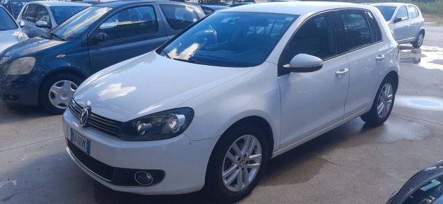 Volkswagen Golf 1.6 TDI DPF 5p. Highline