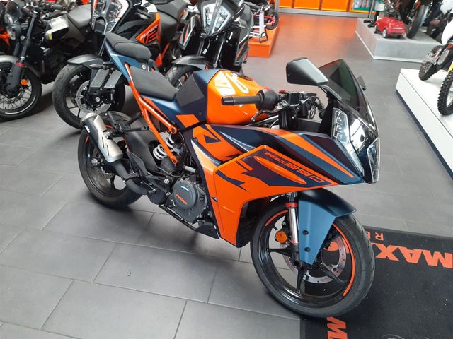 KTM RC 390 Vorführer Wenig Km