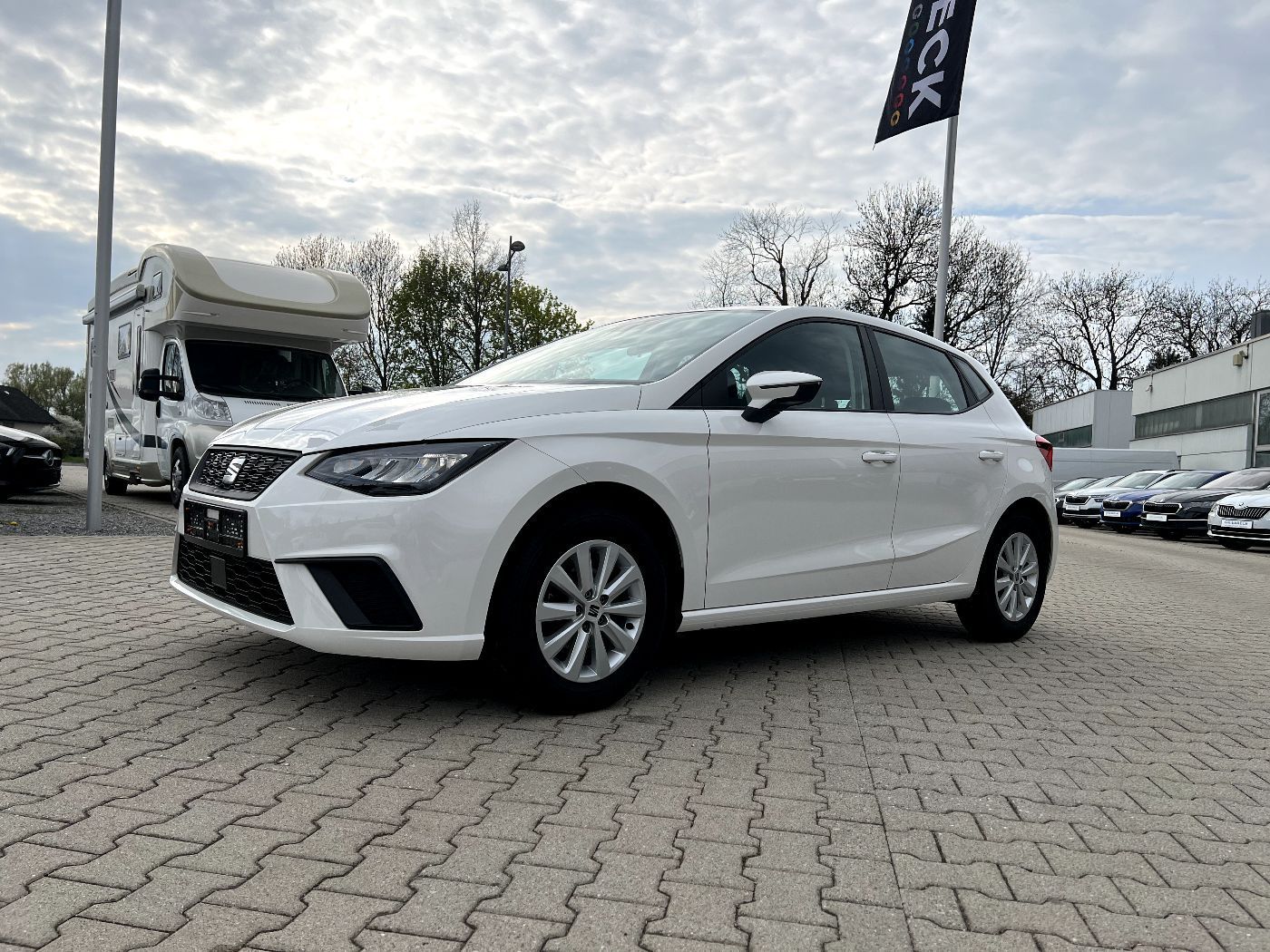 SEAT Ibiza 1.0 TSI Style *LED Sitzh. DAB+ Klima Alu*
