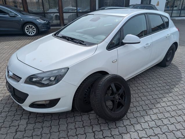 Opel Astra J Lim. 5-trg. Style 1.6 CDTI Turbo Defekt