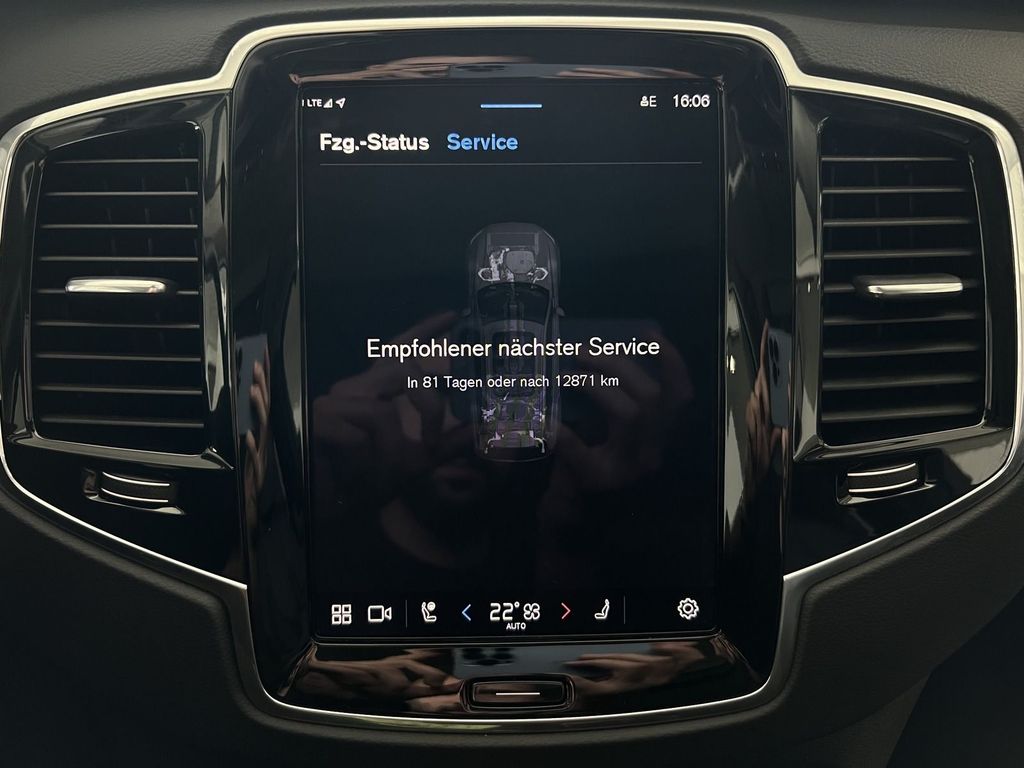Volvo XC90 T8 Ultra Dark Recharge AWD FourC AHK 22Zoll