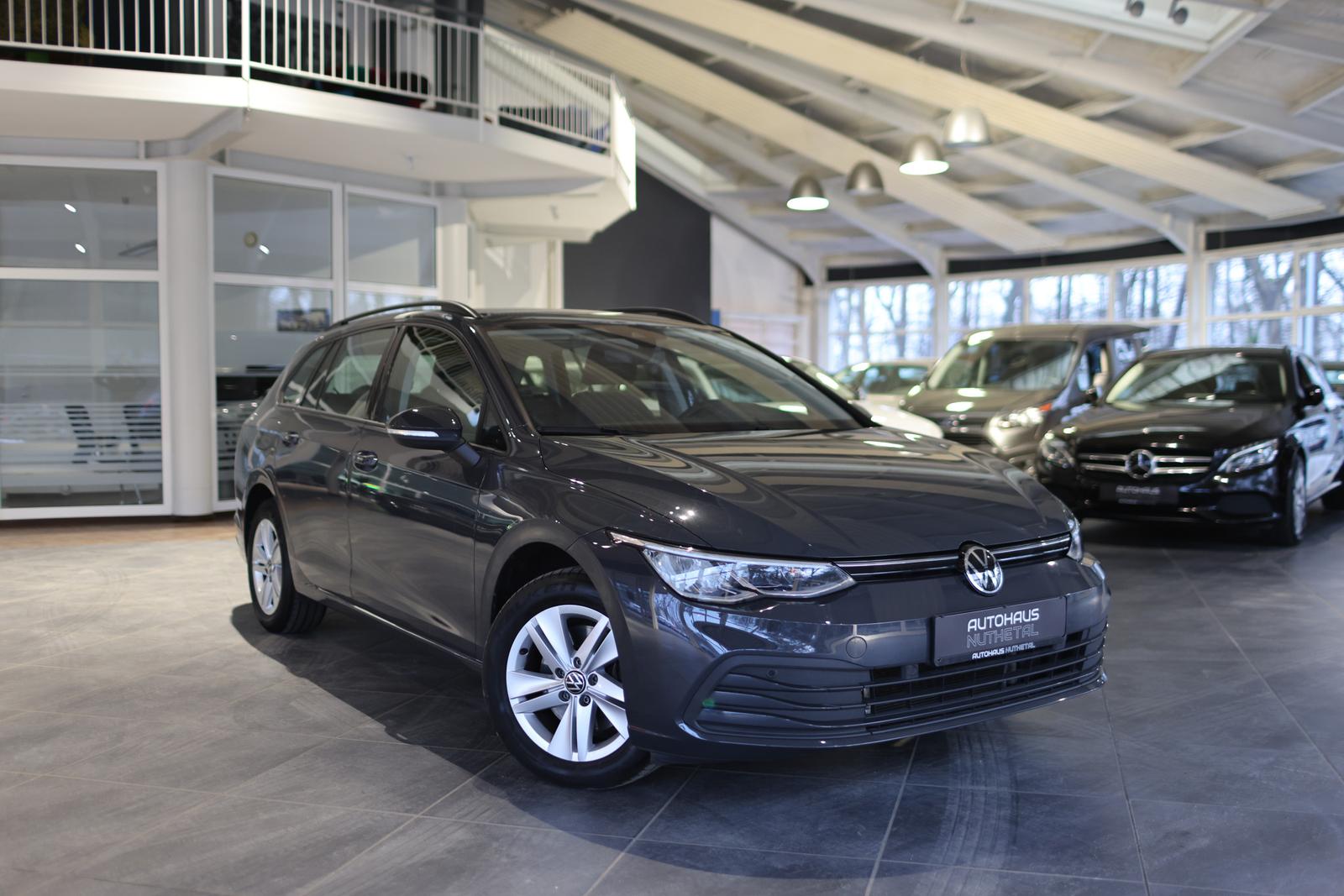 Volkswagen Golf VIII VARIANT 2,0 TDI LIFE ANHÄNGERKUPPLUNG