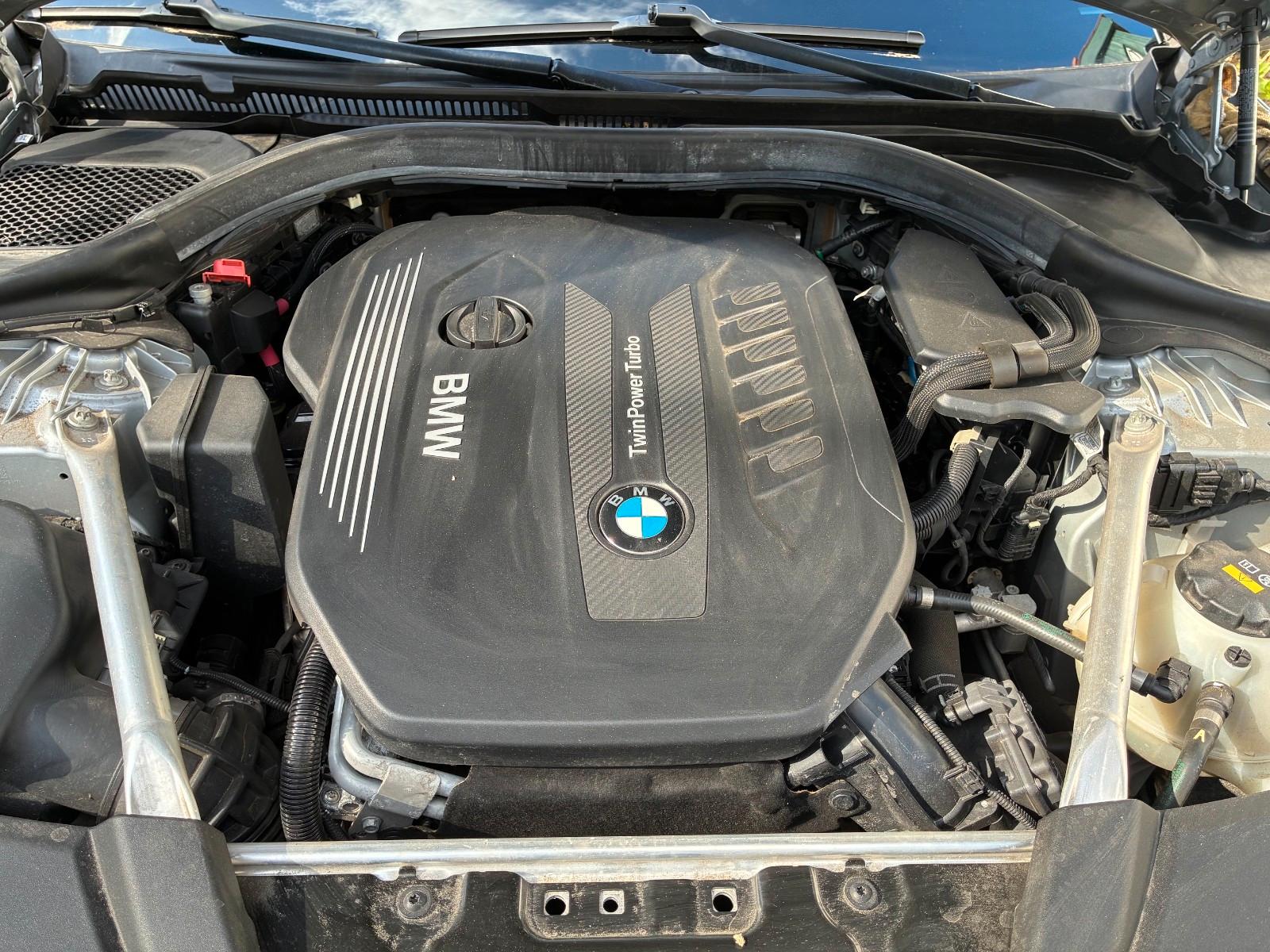 BMW 530d xDrive Touring Luxury Memory HUD - Panorama