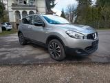 Nissan Qashqai 1.6 dCi AHK, Pano - Nissan Qashqai mit Diesel-Antrieb: Limousine