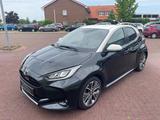 Toyota Yaris Selection - Toyota Yaris: Schwarz