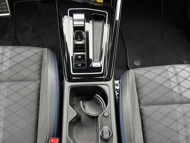 Volkswagen Golf Variant VIII R-Line 2.0TSI 4Motion AHK Blac