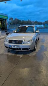 Audi A6 2.4 Avant - - Audi A6 aus 2003: Kombi