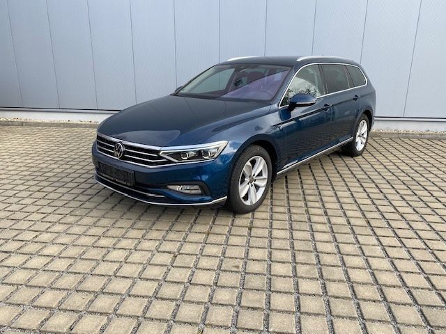 Passat Variant 2.0 TDI Elegance AHK/MATRIX/NAVI-