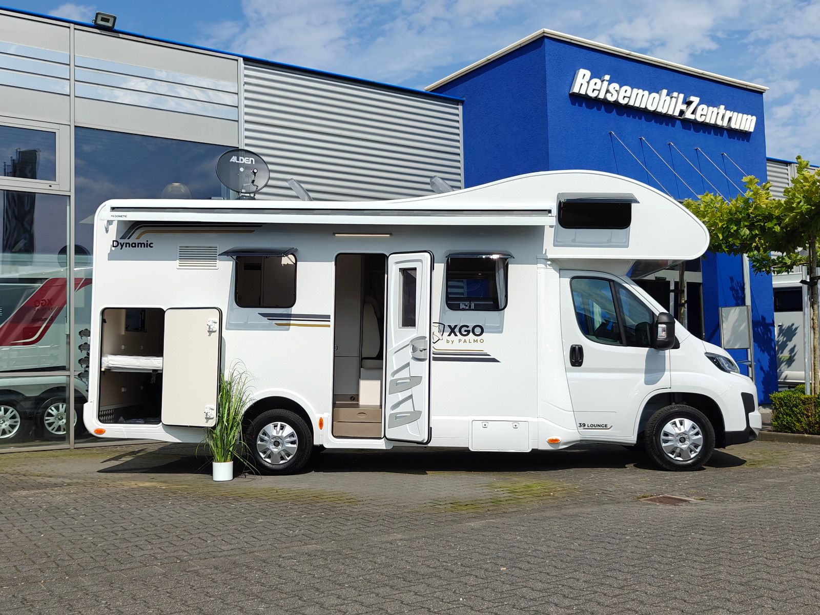 Fahrzeugabbildung XGO Dynamic 39 Lounge - Modell 2025 - SUMMER DEAL!