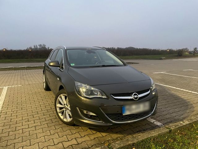 Opel Astra J Sports Tourer 1.6 CDTI*TÜV*8f...