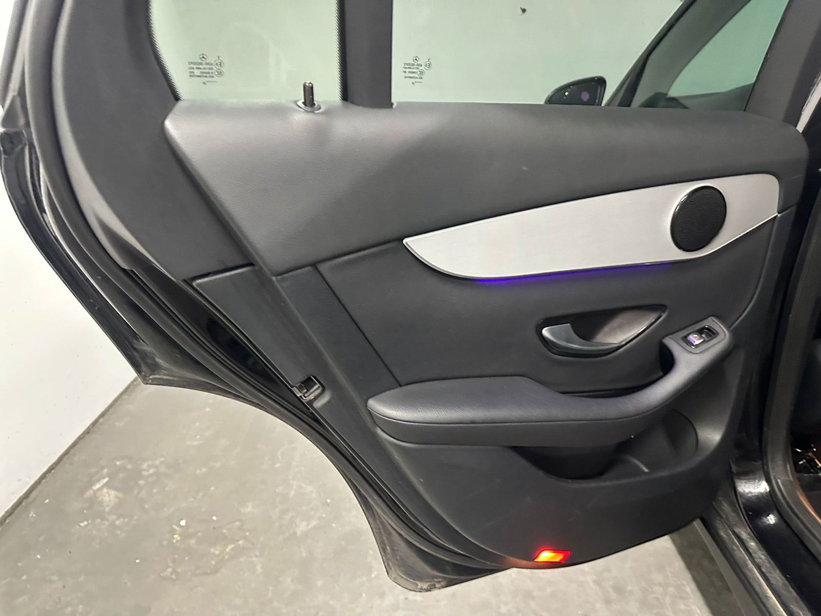 Fahrzeugabbildung Mercedes-Benz GLC 300 e 4MATIC Autom. *NIGHT*LED*AHK*