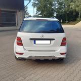 Mercedes-Benz ML 63 AMG 4MATIC AMG - Mercedes-Benz Geländewagen aus dem Jahr 2009