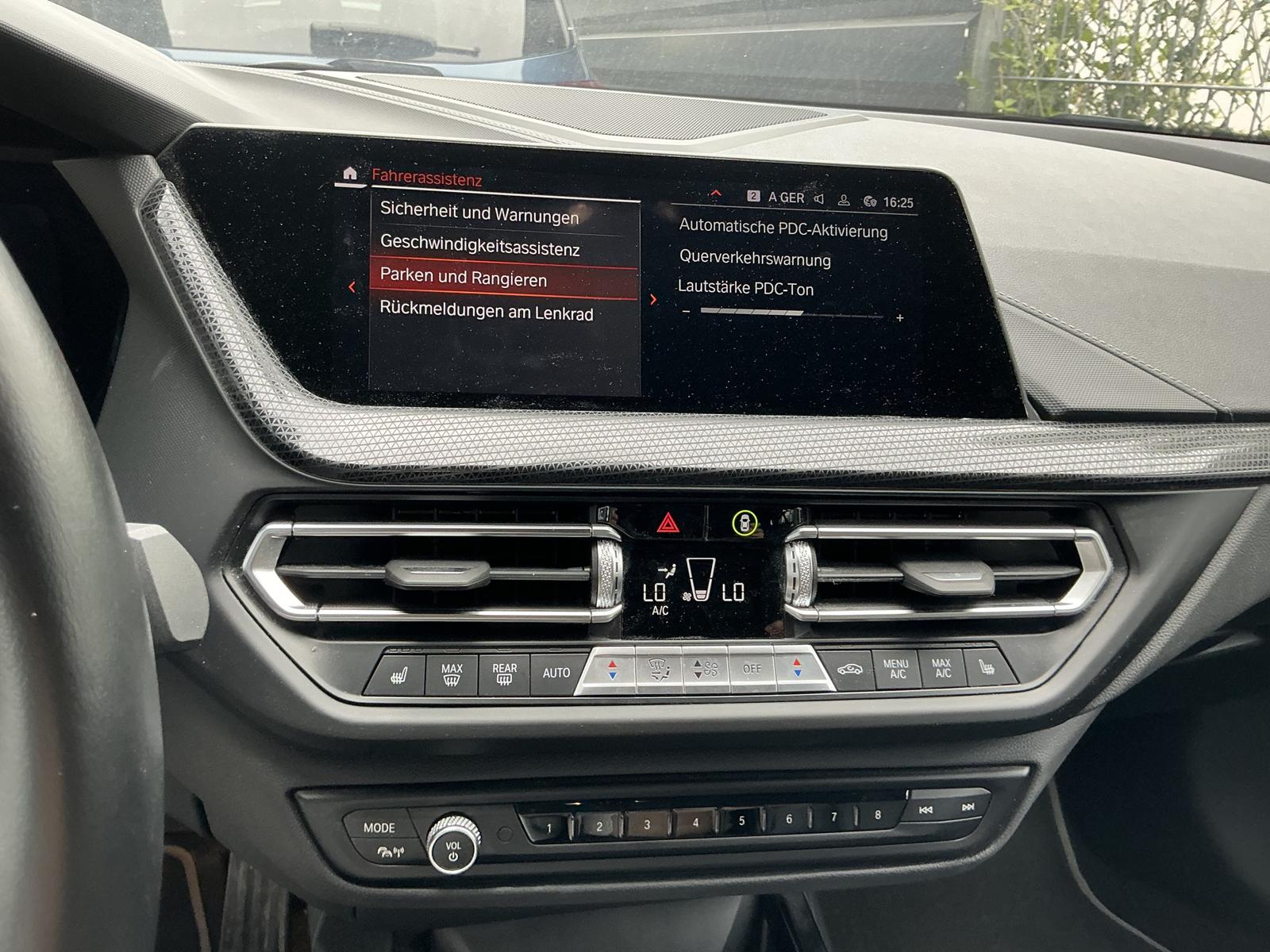 BMW 118 i Luxury-Line Leder Navi LED SHZ DAB PDCv+h, миниатюра 11