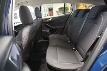Ford Focus - 9