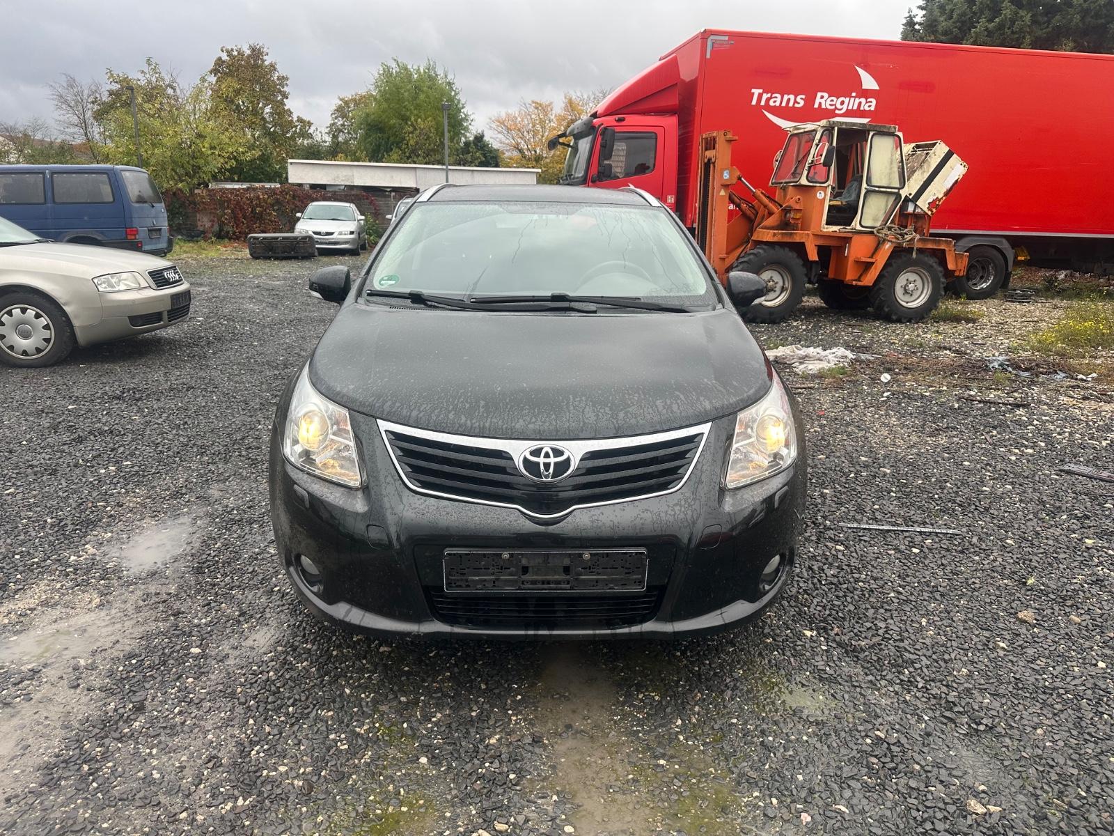 Toyota Avensis 2009 — photo 8