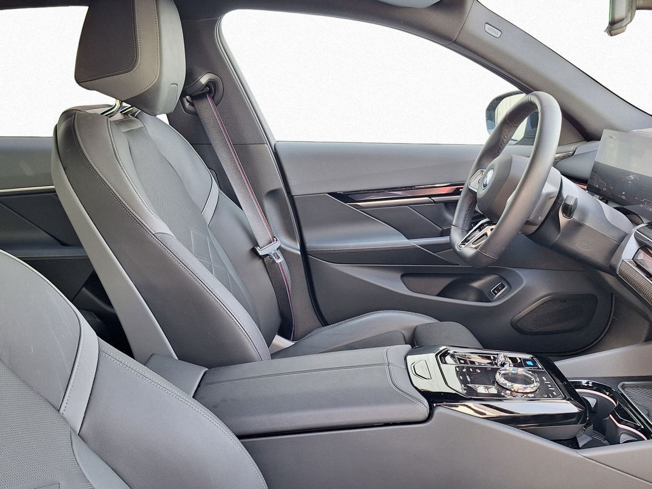 BMW i5 - Bild 12