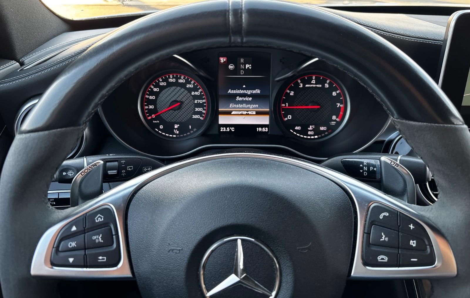 MERCEDES-BENZ C - 63 AMG S - 510 CV - BVA - CUIR MARRON