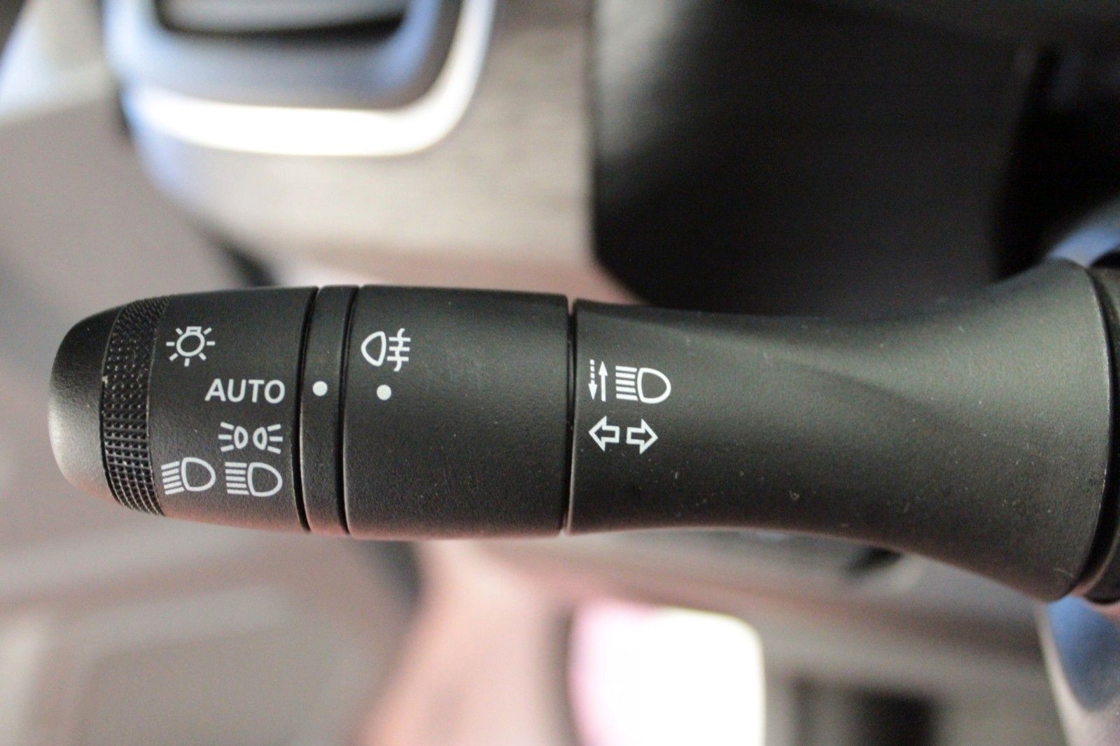 Fahrzeugabbildung Renault Trafic Blue dCi 150 EDC Evo*Automatik*8-Sitzer*