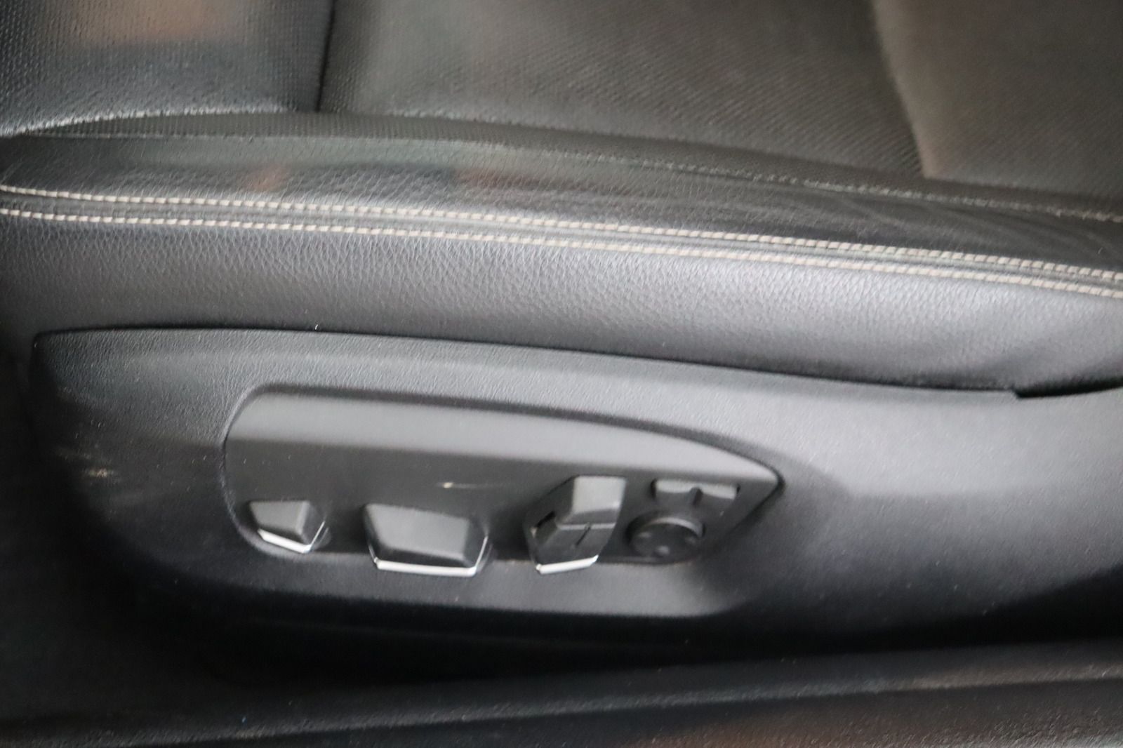 Fahrzeugabbildung BMW M550 d Touring xDrive * HUD * Leder