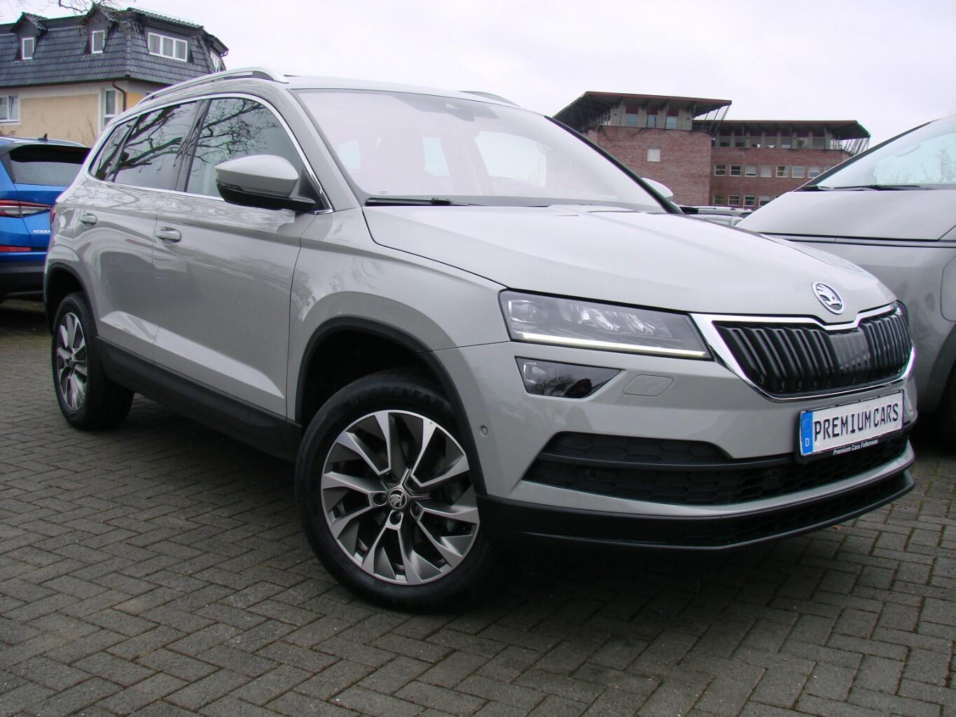 Skoda Karoq 1,5TSi Clever ACC 360° LED Panorama AHK