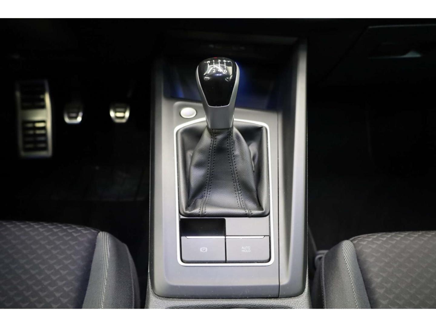 Volkswagen Golf 1.5 TSI Active 6-Gg Std.Hz./LED/NAV/HUD/RFK, миниатюра 13