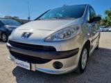 Peugeot 1007 1.4 HDi Happy - Peugeot 1007: 1.4