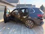 BMW X5 xDrive40i - - BMW X5 mit Benzin-Antrieb: Massagesitze