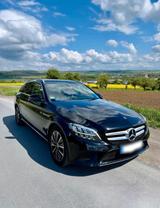 Mercedes-Benz 200 - Mercedes-Benz 200 mit Benzin-Antrieb: Kombi
