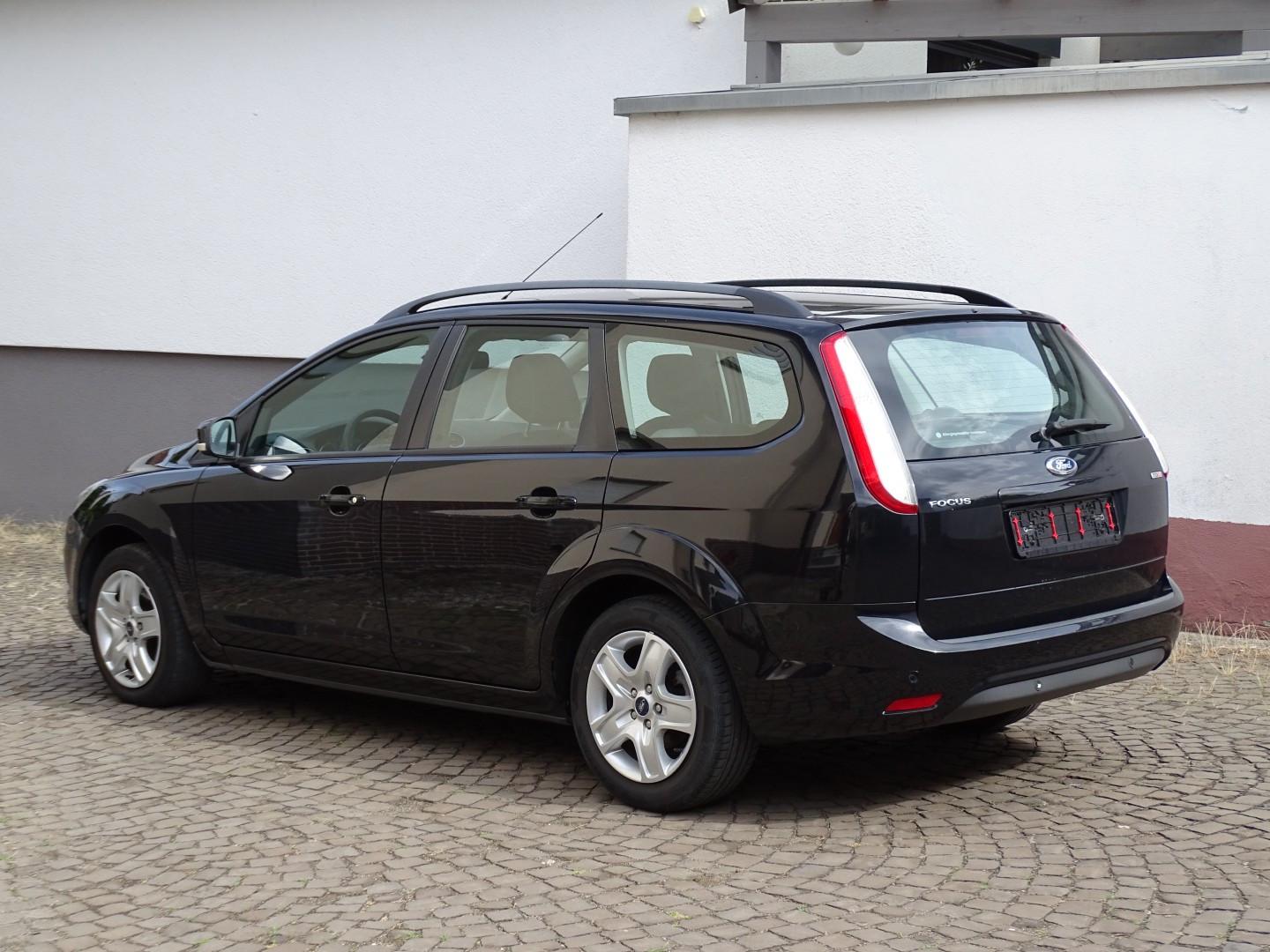 Ford Focus 2011 — photo 5