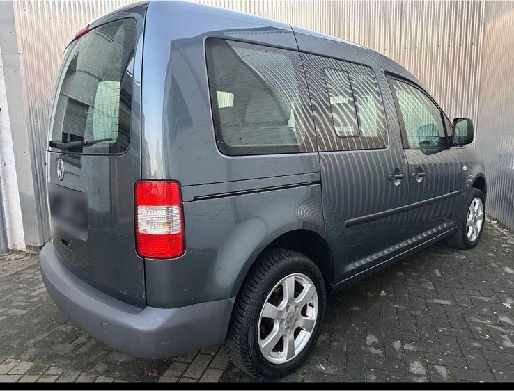 Volkswagen Caddy 2005 — салон