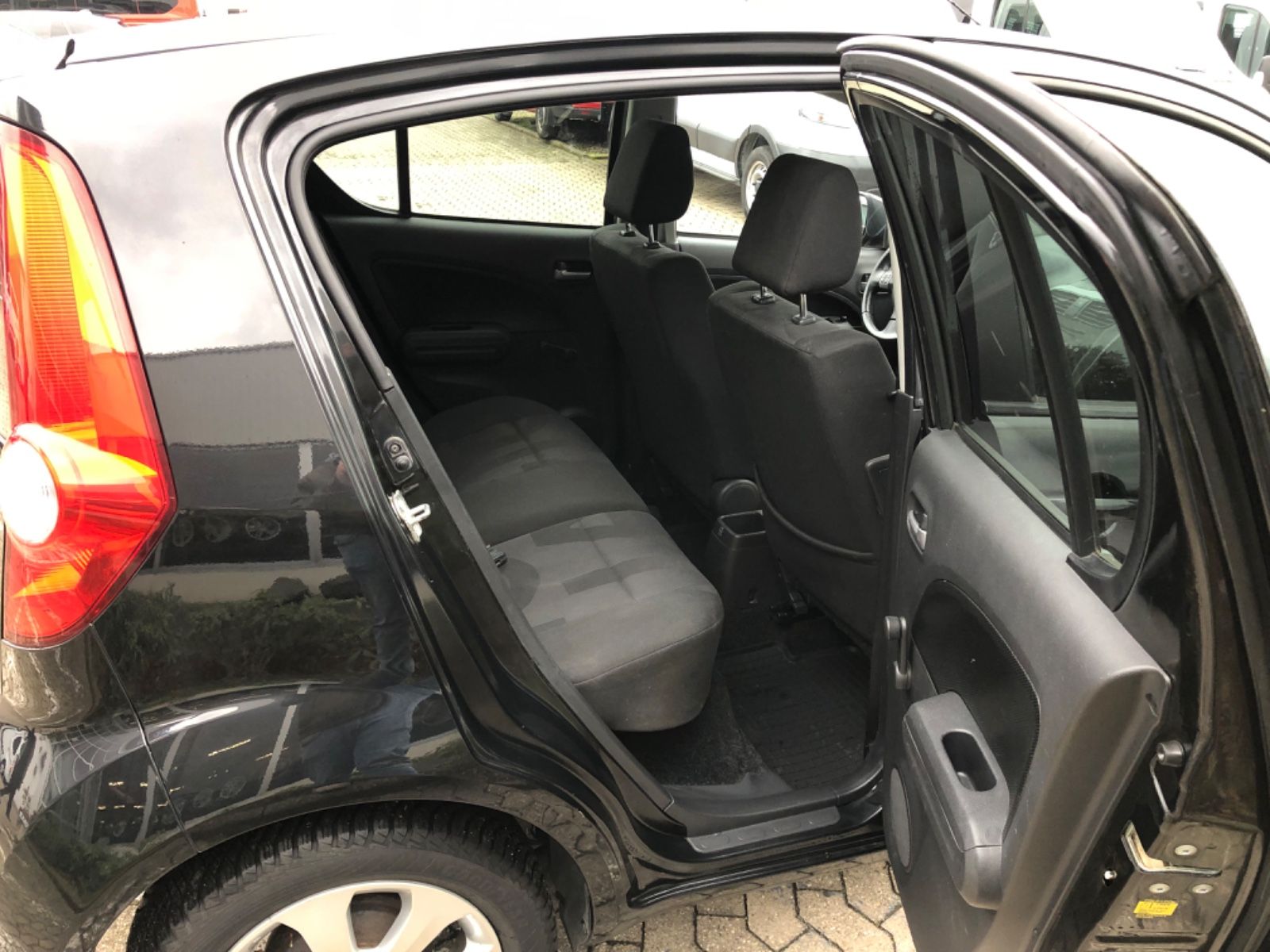 Fahrzeugabbildung Opel Agila B Edition TÜV 09/26  Klima Export