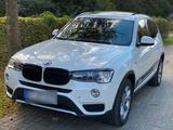 BMW X3 F25  2,0 184 PS Pano Xenon Leder AH... - BMW X3: Ps