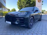 Porsche Cayenne Turbo E-Hybrid | PTS dunkelolivemetallic - Porsche Cayenne Jahreswagen