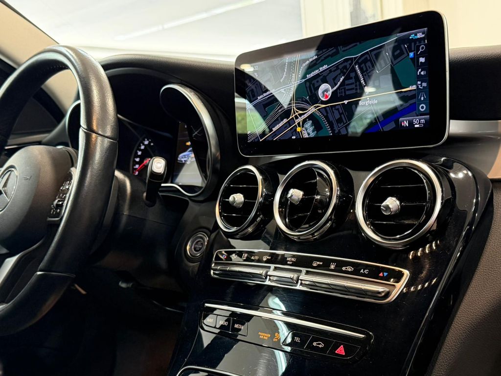 Mercedes-Benz C 300 - Bild 27