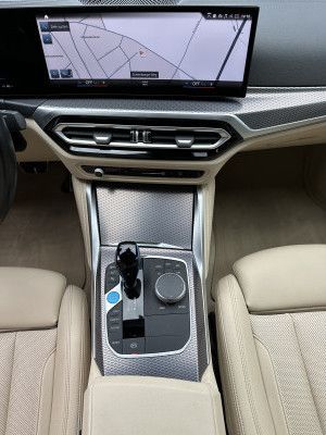 Fahrzeugabbildung BMW i4 M50 Gran Coupé NAV+LED+ACC+360°KAMERA+18ZO+PP