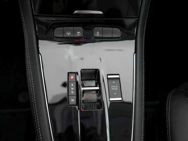 Grandland ULTIMATE AT+LED MATRIX+NAVI+360 GRAD K