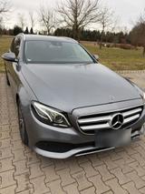 Mercedes-Benz Mercedes Benz E 220 d T Avangard,LED,AHK, - Mercedes-Benz E 220 Gebrauchtwagen in Augsburg