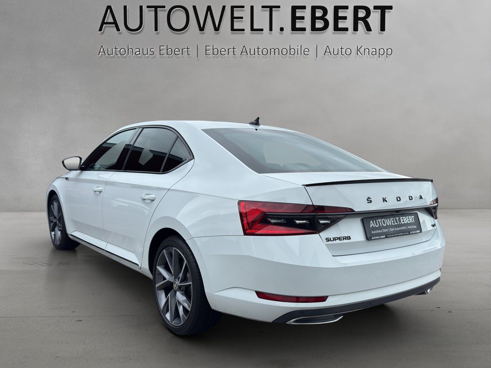 Fahrzeugabbildung SKODA Superb 2.0 TDI Sportline 4x4/AHK/KAMERA/ACC/STHZ