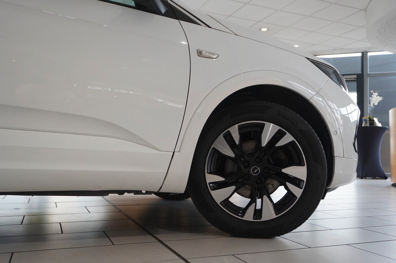 Fahrzeugabbildung Opel Grandland (X) 1.5D ELEGACE NAVI/LED/KAMERA/AHK